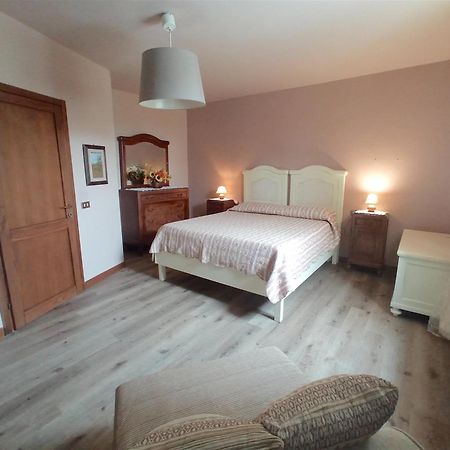 La Solaria Apartment การ์มิญาโน ภายนอก รูปภาพ